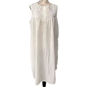 Vintage Character Sleeveless White Dress with Pink Embroidery *SEE MEASUREMENTS*